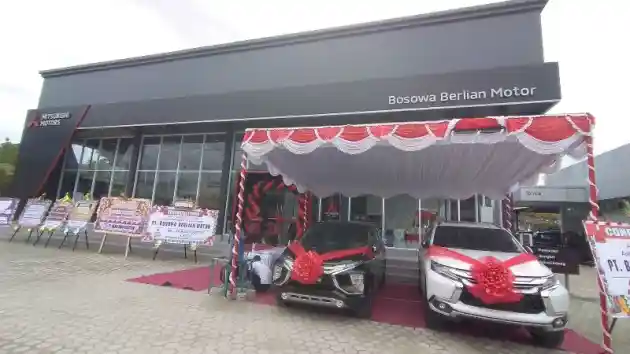 Foto - Dealer Mitsubishi Pertama Di Papua Resmi Dibuka