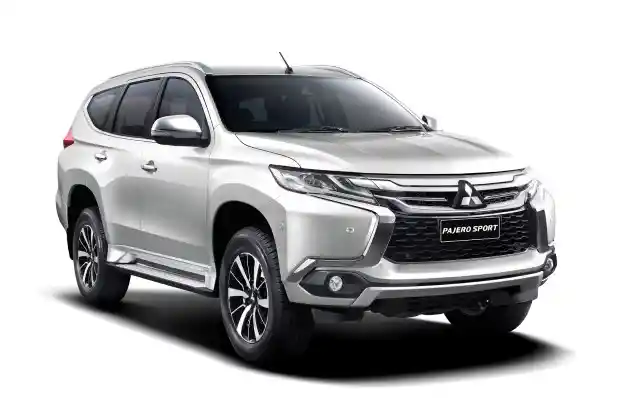 Foto - Harga Mitsubishi All New Pajero Sport VS Toyota Fortuner VS Ford Everest