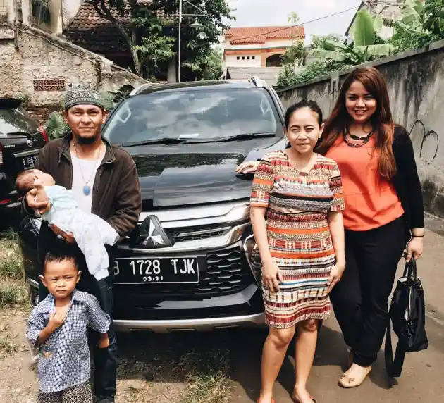 Foto - Bayi Bernama 'Pajero Sport' Akhirnya Ditemukan Mitsubishi Indonesia