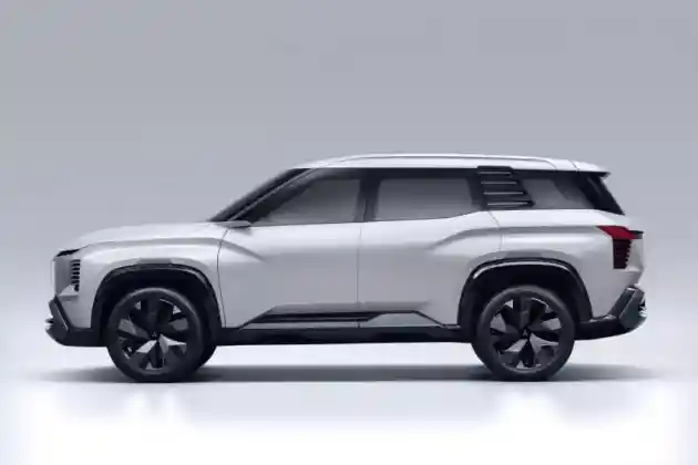 Foto - Bukan Sebagai XForce 7 Seater, Mitsubishi DST Concept Disiapkan Jadi Rival Honda CR-V