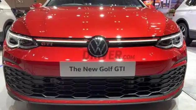 Foto - Melantai Di GIIAS, Intip Spesifikasi Lengkap VW Golf GTI Mk8