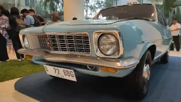 Foto - Holden Torana Ini Jadi Tonggak Sejarah Perusahaan Taksi Terbesar di Indonesia