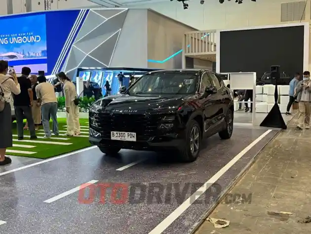 Foto - Mengintip Penampakan Mobil-Mobil Baru Di GIIAS 2024