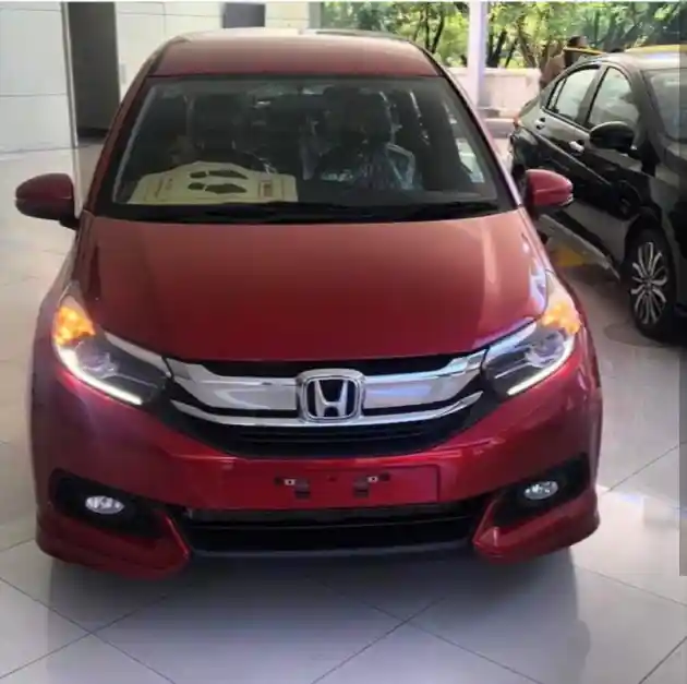 Foto - Penampakan Honda Mobilio Facelift Bocor Sebelum Meluncur!