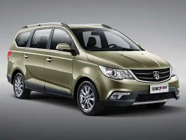 Foto - Wuling Akan Saingi Toyota Kijang Innova Dengan "Senjata" ini?