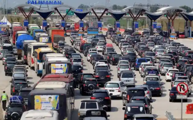 Foto - Mau Melihat Kondisi Kemacetan di Tol Saat Ini? Begini Caranya