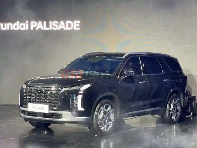 Foto - Tes Lengkap: Hyundai Palisade Facelift 2022