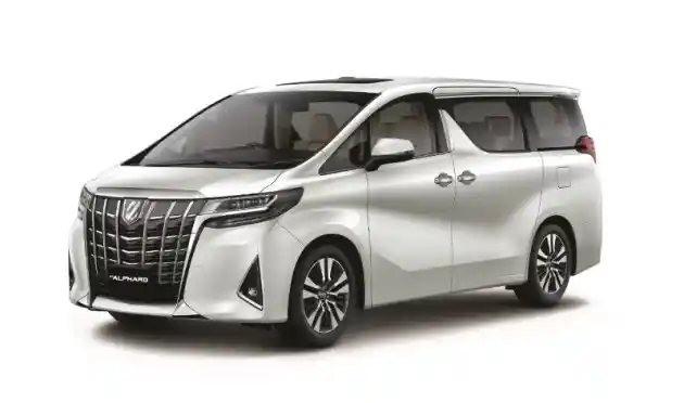 Foto - Hyundai Staria Tidak Akan Geser Dominasi Toyota Alphard