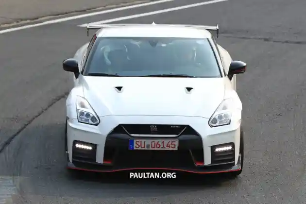 Foto - Inilah Penampakan Nissan GT-R Terbaru (6 Foto)