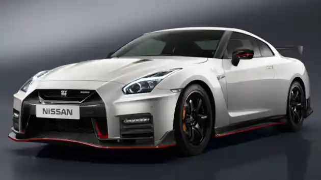 Foto - Inilah Penampakan Nissan GT-R Terbaru (6 Foto)