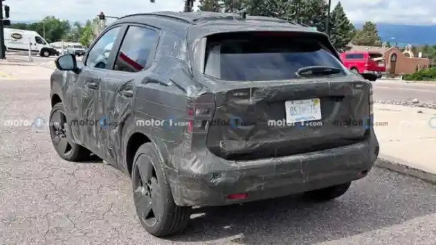 Foto - SPY SHOT: Nissan Kicks Generasi Terbaru