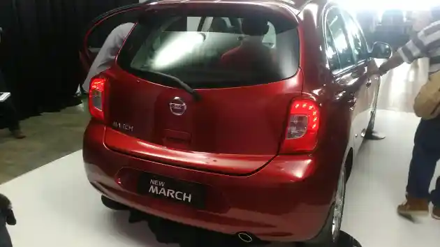 Foto - Ini Dia Detail Ubahan Nissan March Facelift 2017