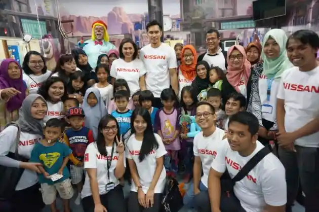 Foto - Nissan Indonesia Ajak Karyawannya Ke Rumah Sakit, Bukan Jualan Mobil