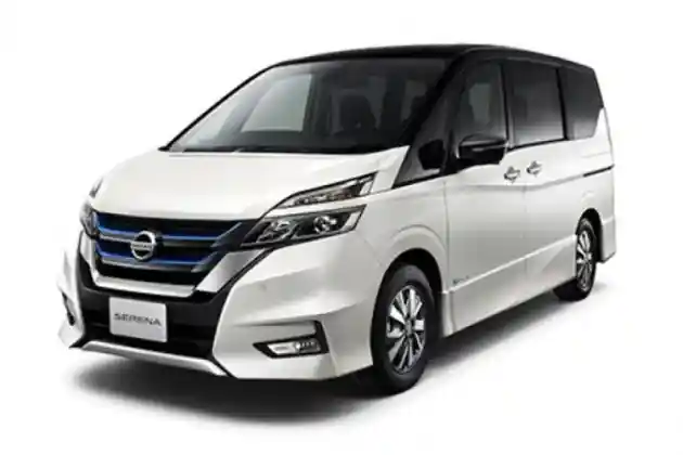 Foto - Nissan Pajang Mobil Balap dan Serena e-Power di GIIAS 2023