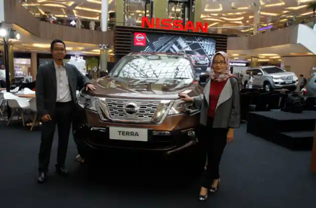 Foto - Nissan Terra Resmi Masuk Bandung, Pre-Booking RP 460 Juta