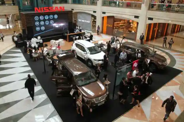 Foto - Nissan Terra Pameran di Mall Tanpa Pengumuman Harga