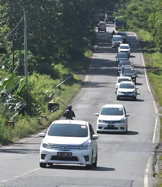 Foto - Nissan Grand Livina Gunakan Hanya 7 Liter BBM Dari Madiun Ke Yogyakarta