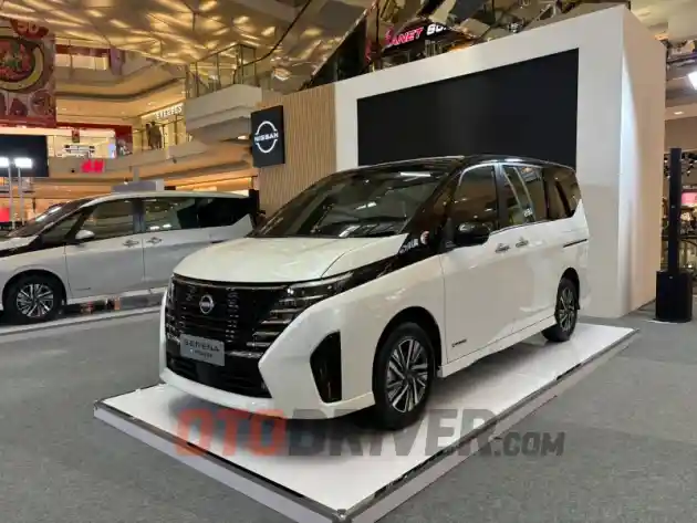 Foto - Dijual Lebih Mahal Rp 10 Juta Ketimbang Jakarta, Nissan Serena Dianggap Cocok Untuk Masyarakat Semarang