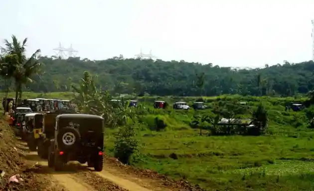 Foto - Ketika Para Jaksa Dari Kejaksaan Agung Hobi Off Road, Ini Keseruannya