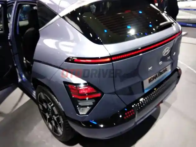Foto - Mengenang Hyundai Kona EV Pertama. Rilis Di Indonesia Tahun 2020