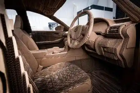 Foto - VIDEO: Lexus Ini Terbuat Dari Kardus Dan Berfungsi