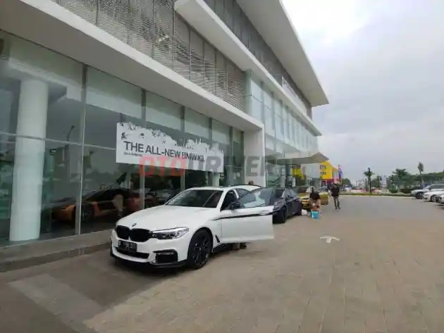 Foto - OtoDriver Experience Sukses Berikan Pengalaman Seru Jalan-jalan Naik BMW