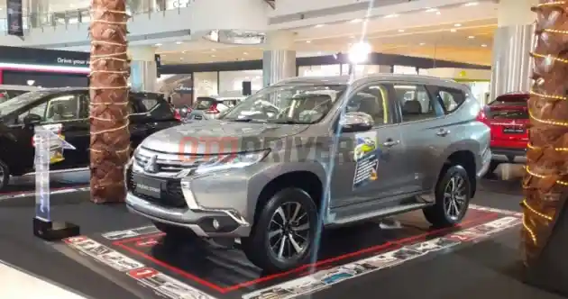 Foto - Penjualan Fortuner Belum Terkalahkan Pajero Sport