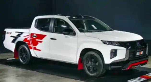 Foto - Ini Dia Pajero Sport Dan Triton Versi Ralliart