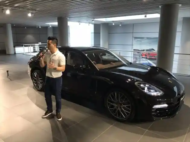 Foto - Varian Baru Porsche Berwujud Estate Meluncur di Jakarta, RP 3,4 Milyar Saja