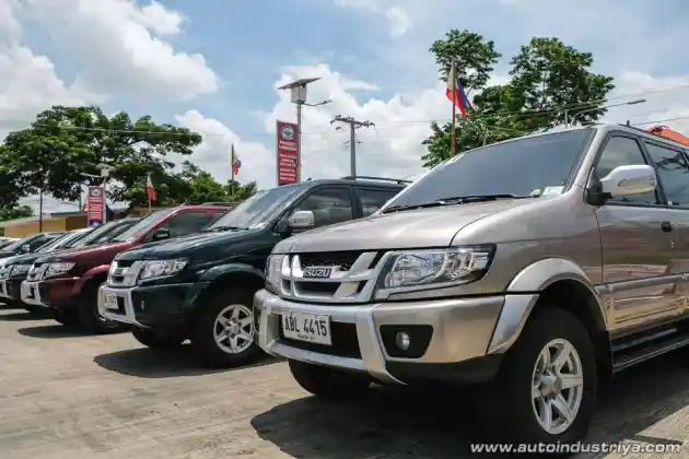 Foto - Isuzu Panther Bersiap 'Say Good Bye' 2 Tahun Lagi