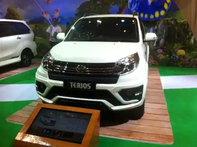 Foto - JAS 2015 : Cukup Bayar Rp 11 Juta Bawa Pulang Daihatsu Ayla