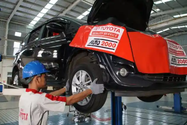 Foto - Tenang, Libur Lebaran Bengkel Resmi Toyota Tetap Buka