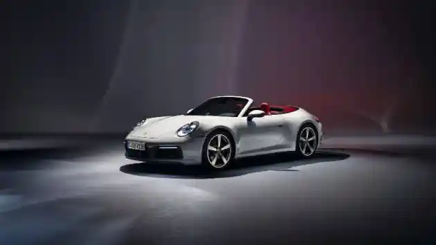 Foto - Porsche Siapkan 911 Terbaru Varian Entry-Level