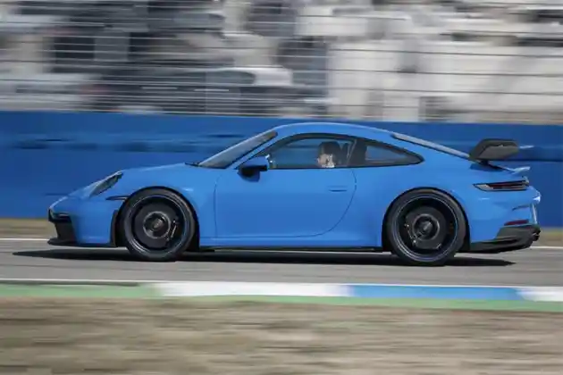 Foto - Porsche 911 GT3 Resmi Dijual di Indonesia, Simak Spesifikasinya