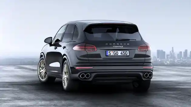 Foto - Porsche Perkenalkan Cayenne Platinum Edition, Bertenaga dan Irit