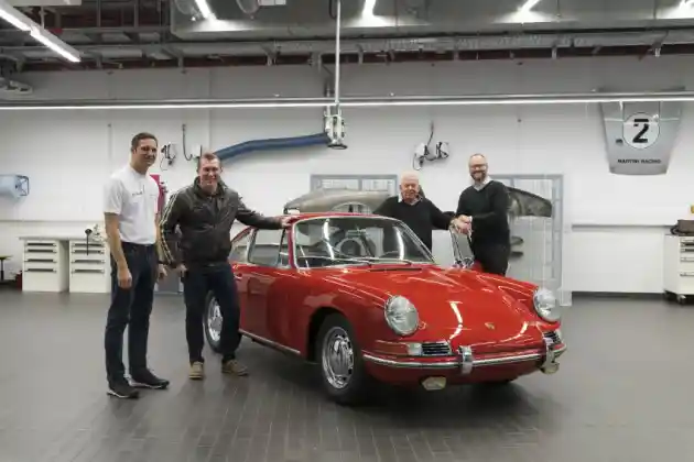 Foto - Porsche 911 Tertua Sukses Ditemukan dan Bangkit Dari Kubur