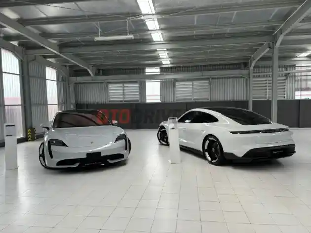 Foto - Porsche Suntik Mati 718 Cayman dan Bakal Digantikan Dengan 718 EV