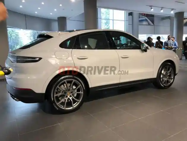 Foto - GALERI: Porsche Cayenne Coupe (16 FOTO)