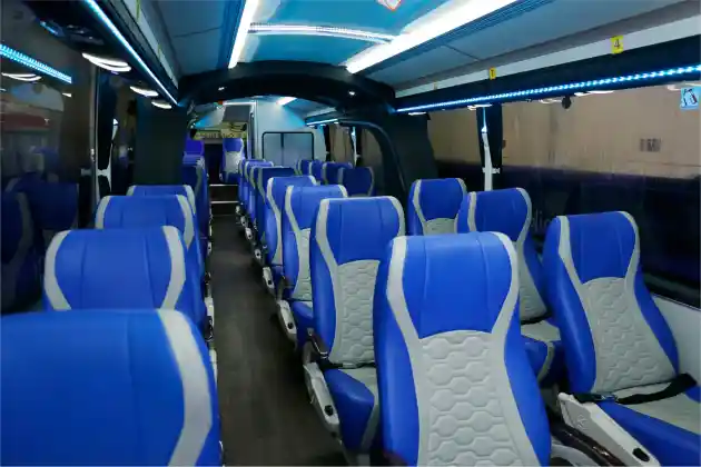 Foto - Yuk, Bedah Detail Hino R260 Bio Smart & Safe Bus PO Sumber Alam