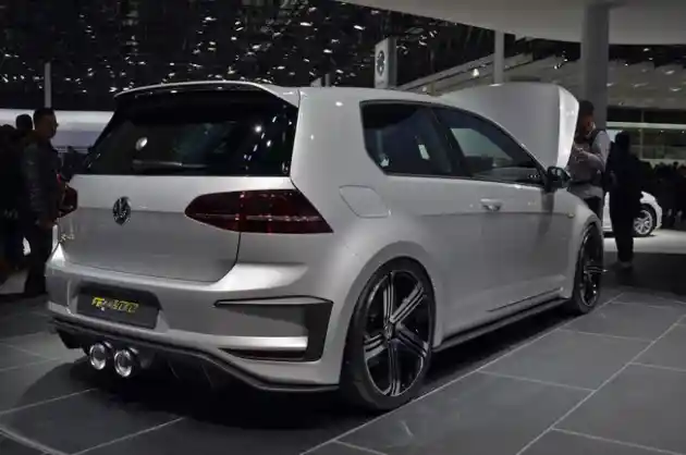 Foto - Rayakan 40 Tahun, VW Siap Hadirkan Golf Bertenaga 400 DK!