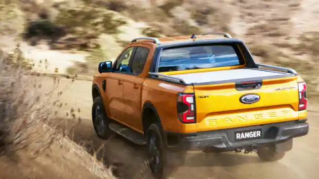 Foto - All New Ford Ranger Meluncur, Speknya Bikin Deg-Degan Rivalnya