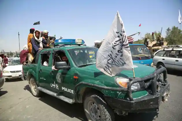 Foto - AS ‘Wariskan’ Ribuan Ford Ranger Untuk Taliban