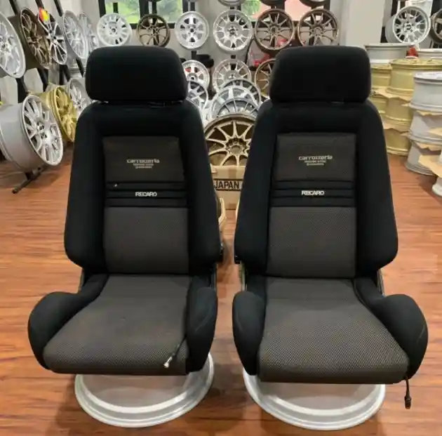 Foto - Recaro Automotive GmbH Bangkrut. Jok Recaro Bakal Jadi Barang Langka?