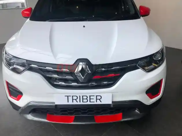 Foto - Ini Dia Mobil Andalan Renault di Dealer Cikarang, Apa Spesialnya?