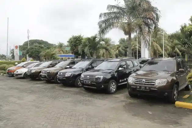 Foto - Renault Duster Generasi Baru Ancang-ancang Muncul