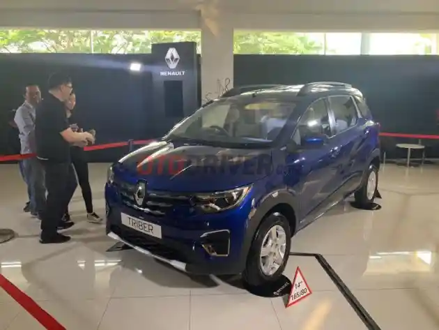 Foto - GALERI: Renault Triber Versi Indonesia (22 FOTO)