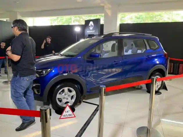 Foto - Renault Triber Resmi Diperkenalkan!