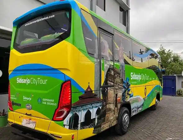 Foto - Kerennya Bus Sidoarjo City Tour Anyar, Garapan Karoseri Piala Mas