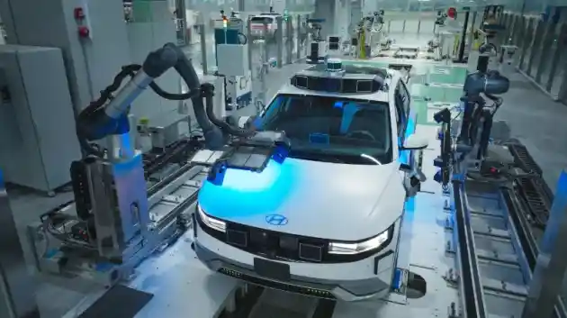 Foto - Hyundai dan Motional Produksi Ioniq 5 Robotaxi di Singapura