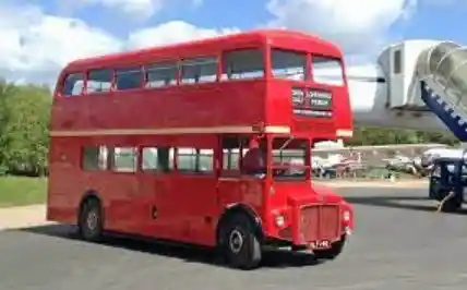 Foto - Mengenal London Bus, Si Merah Yang Populer Sejagad